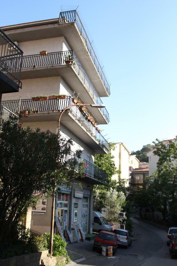 B&B San Francesco Nicosia Eksteriør bilde